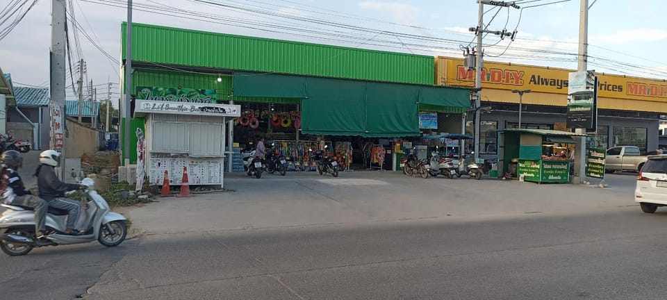 Lada thai Apartment in Nong Kae
