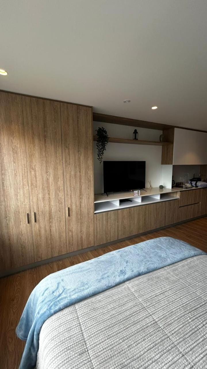 Corferias, Suite ejecutiva con parking y WiFi ultrarrápido 400 Mb Apartment in Bogota
