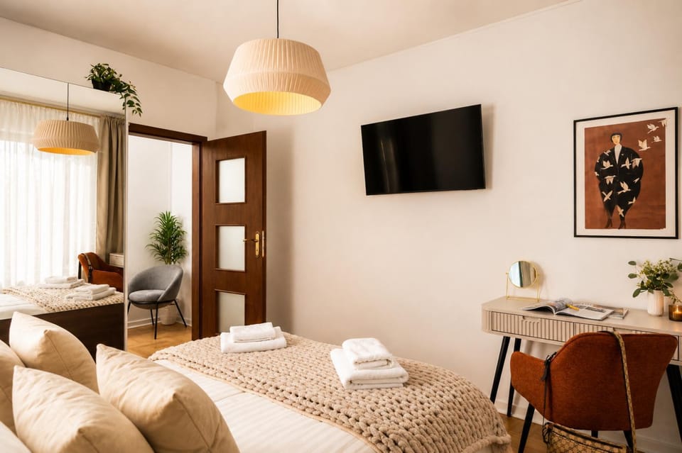 Bed, TV and multimedia, Bedroom, heating, internet, wardrobe