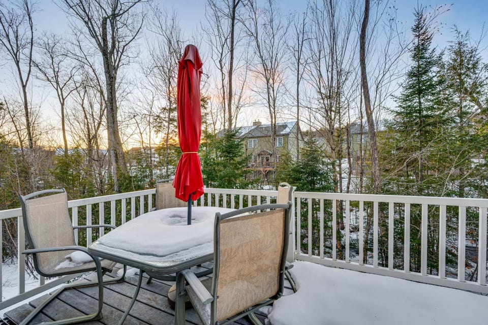 Upscale Retreat at Loon Mountain! Family Townhome House in Woodstock