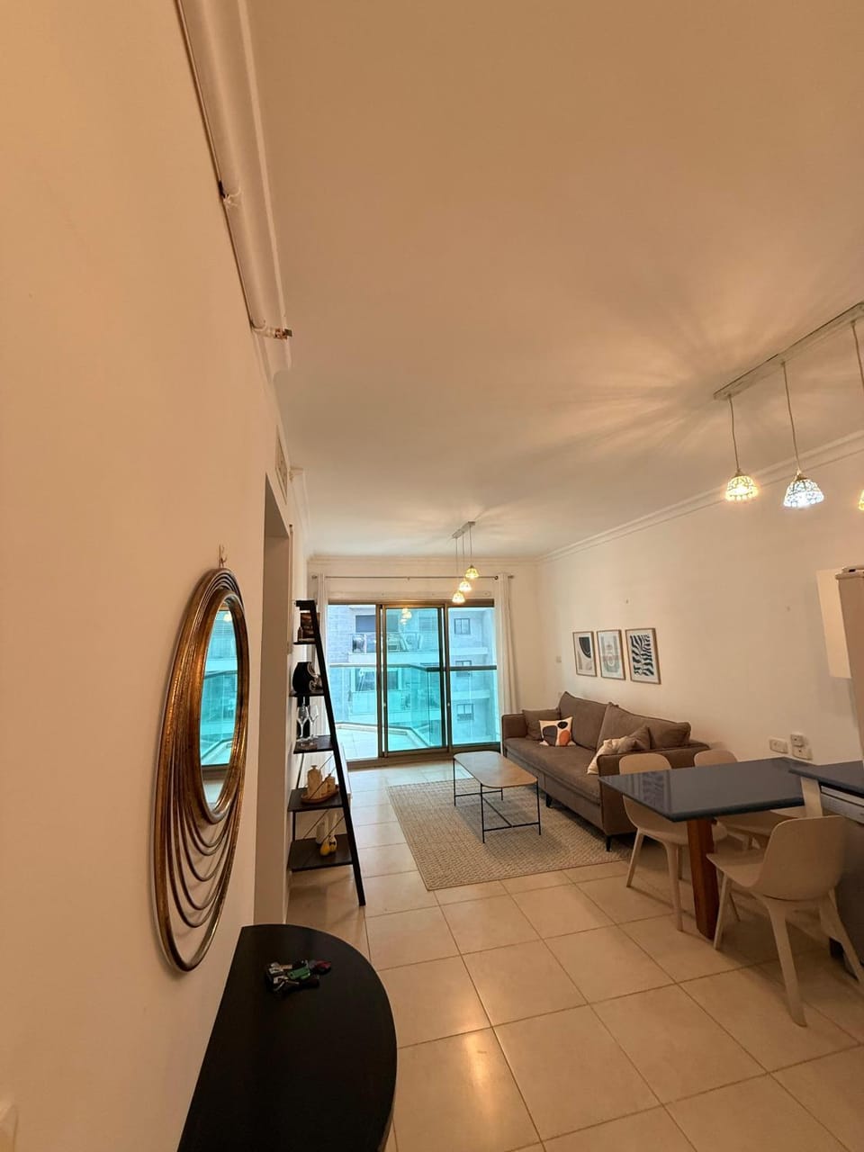 נוף ראשון לים Apartment in South District
