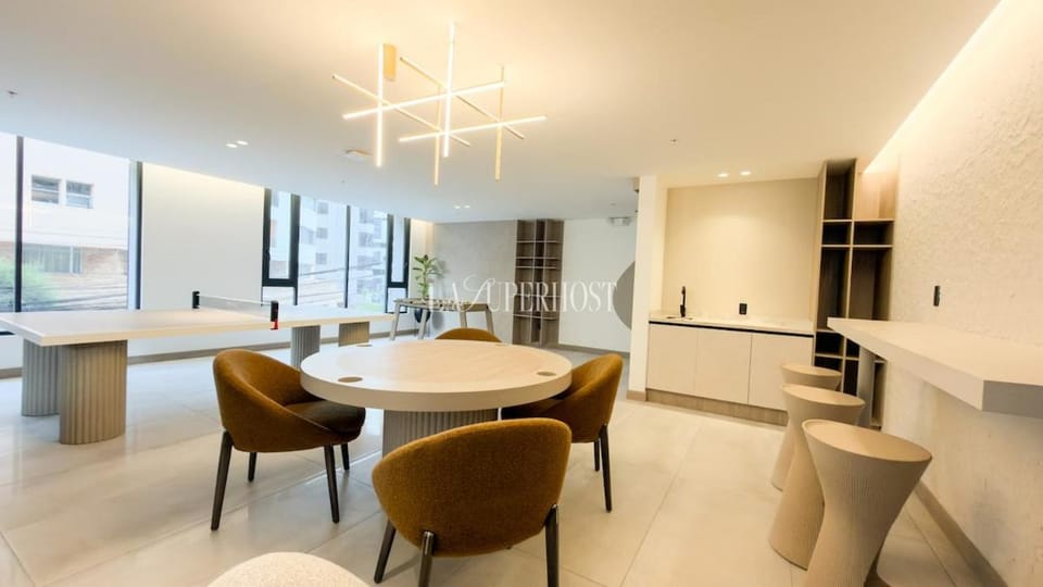 Cozy Studio in Luxury Building La Carolina Apartment in Quito