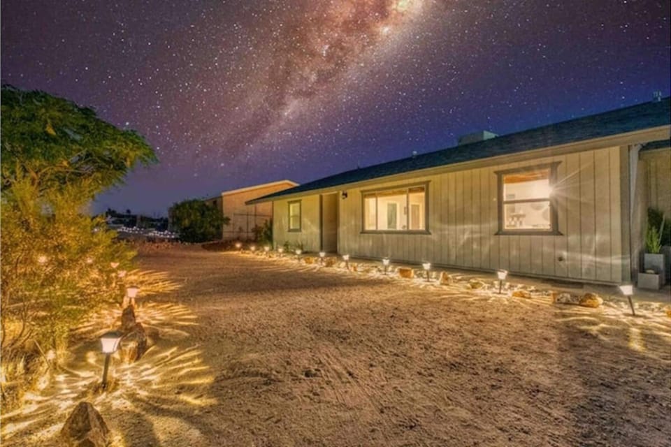 Property building, Night