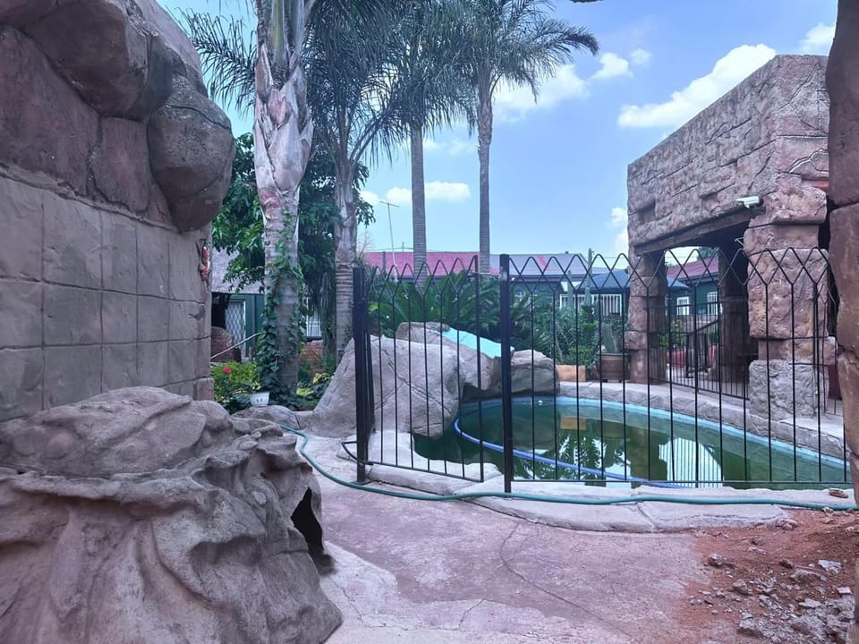 Day, Garden, Garden view, Pool view, Swimming pool, Swimming pool