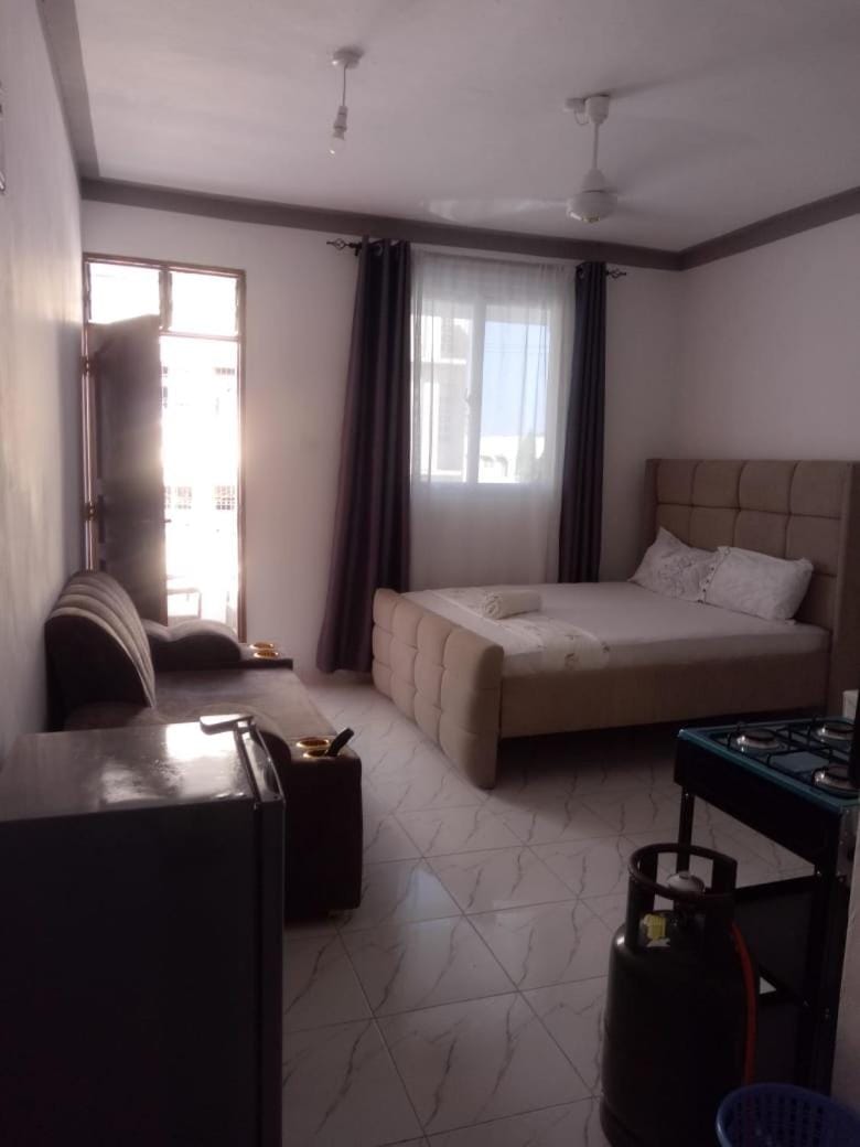 Graphica home Bed and Breakfast in Mombasa County