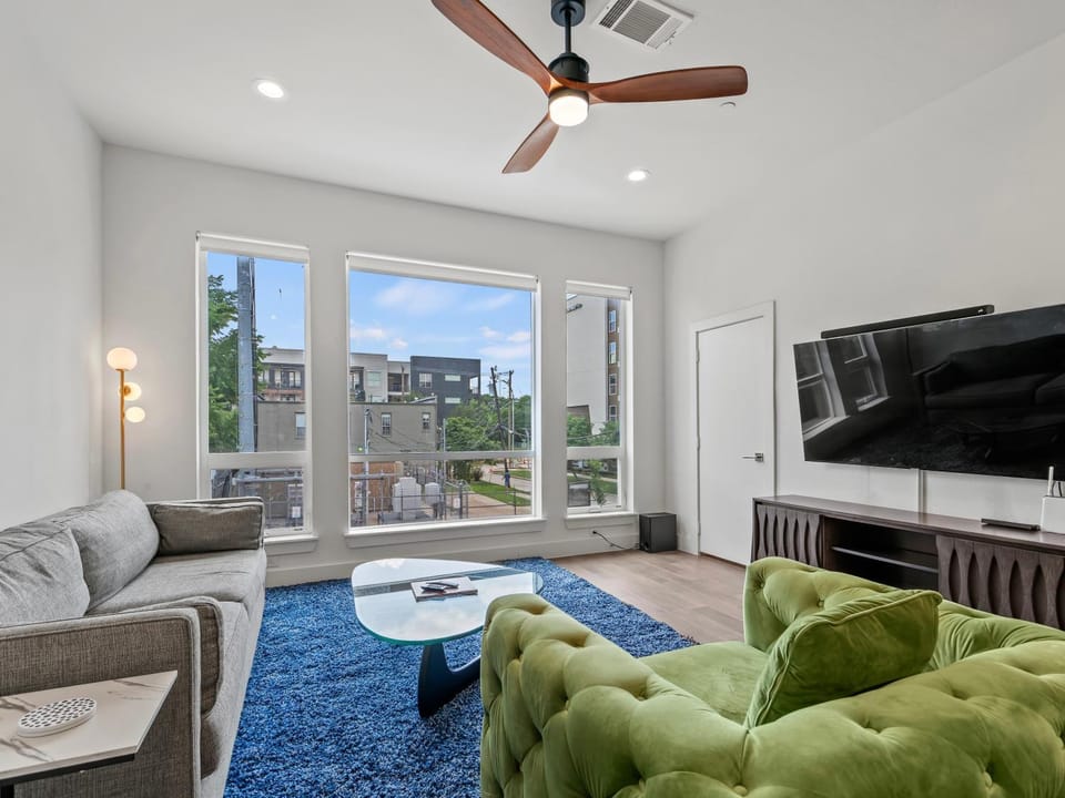 TV and multimedia, Living room, Seating area