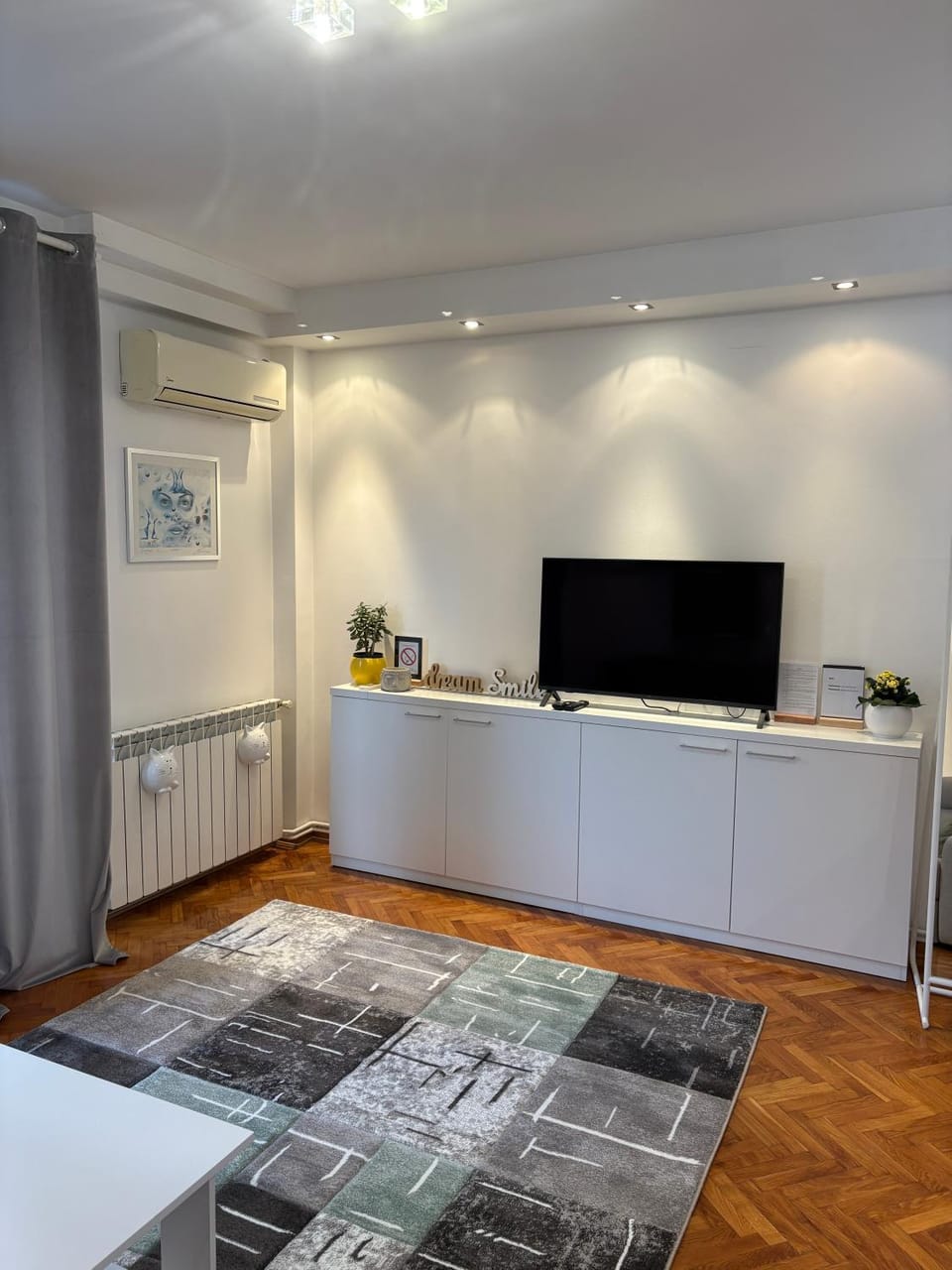 TV and multimedia, Living room