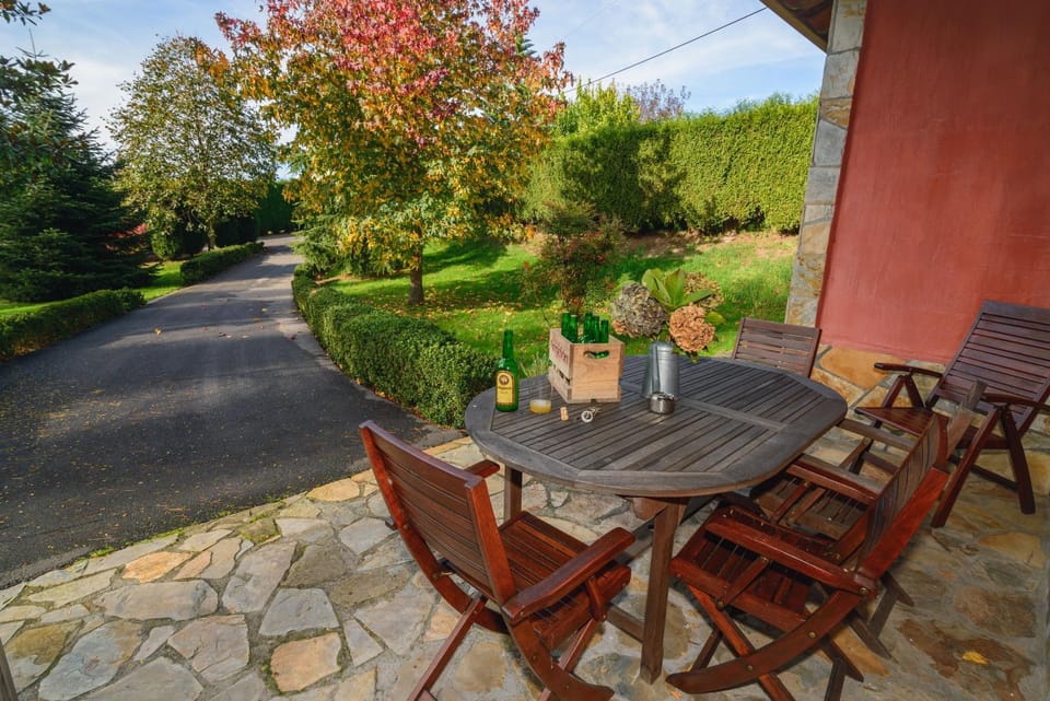 Garden, Balcony/Terrace