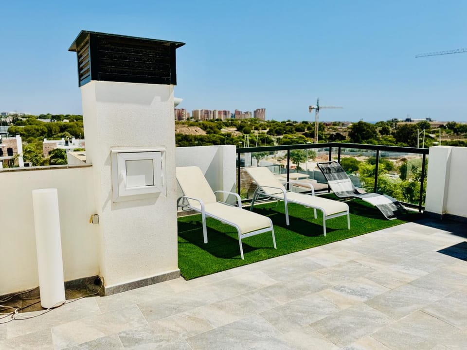 Solarium, Balcony/Terrace