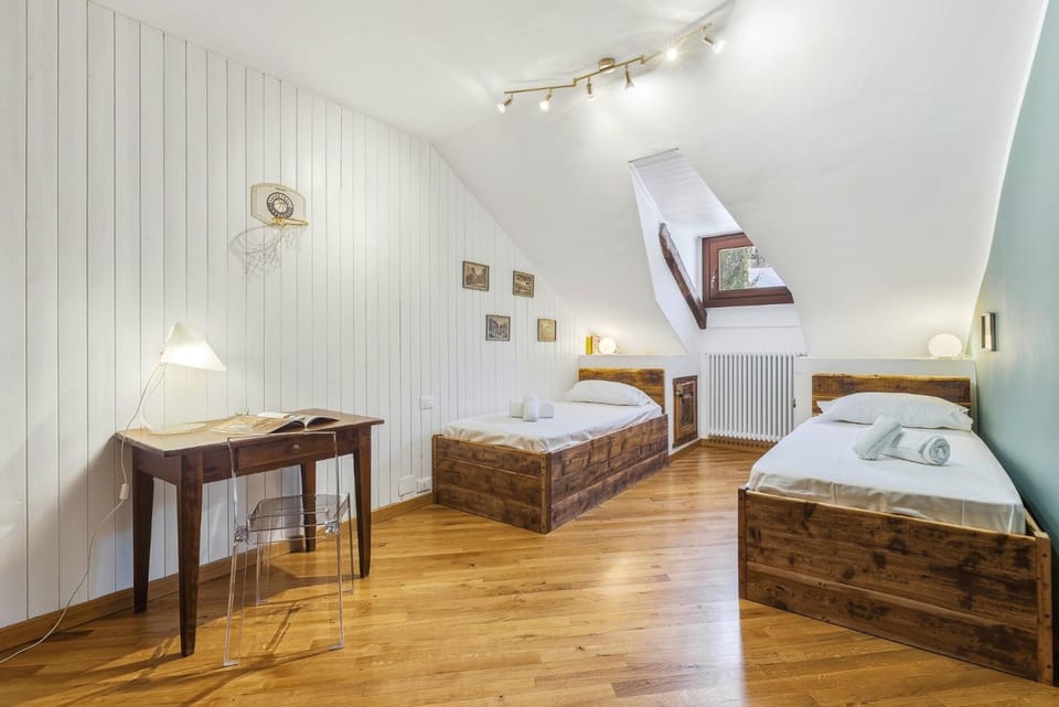 Hostdomus - Inside Alps Suite Apartment in Piedmont