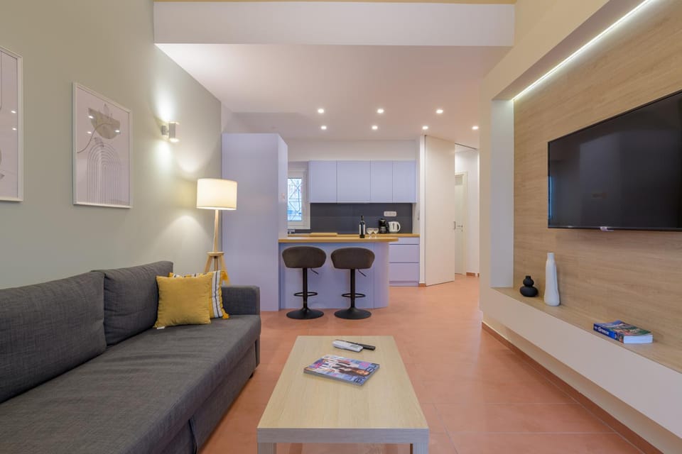 TV and multimedia, Living room, Seating area