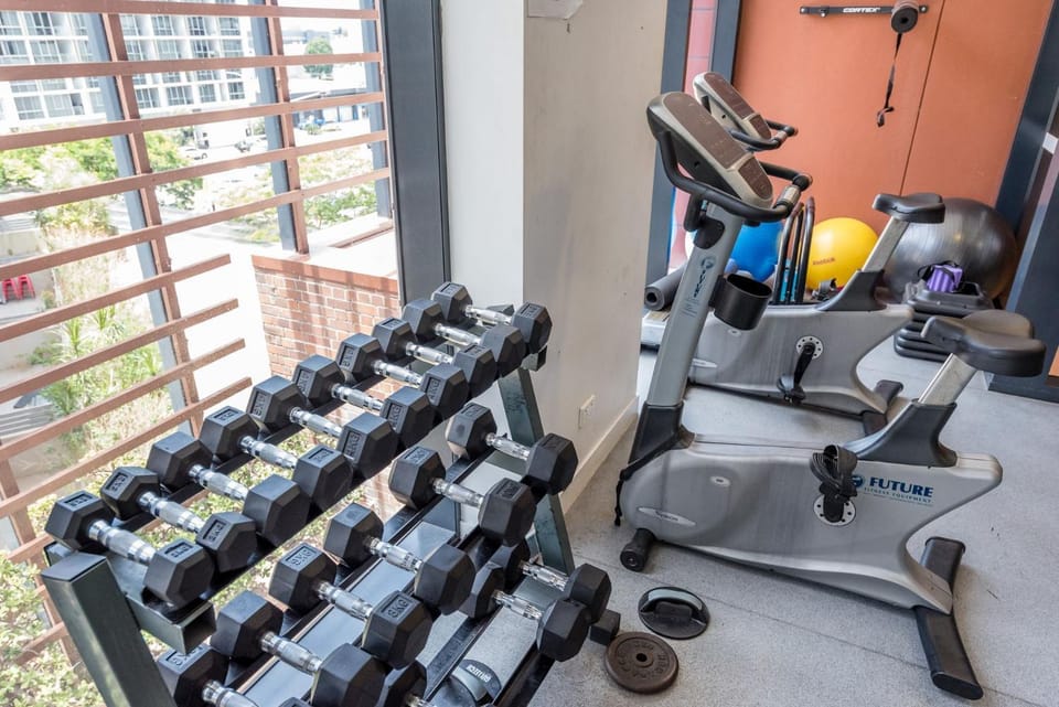Fortitude Valley Escape with Pool, Gym & Parking Apartment in Brisbane