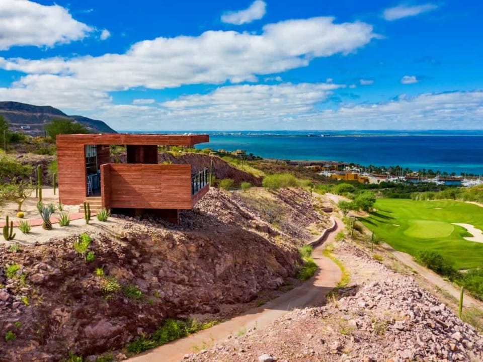 Casa Catalina Puerta Cortes with Beach Club Access House in Baja California Sur