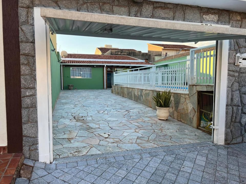 Casa temporadas edícula House in Ribeirão Preto