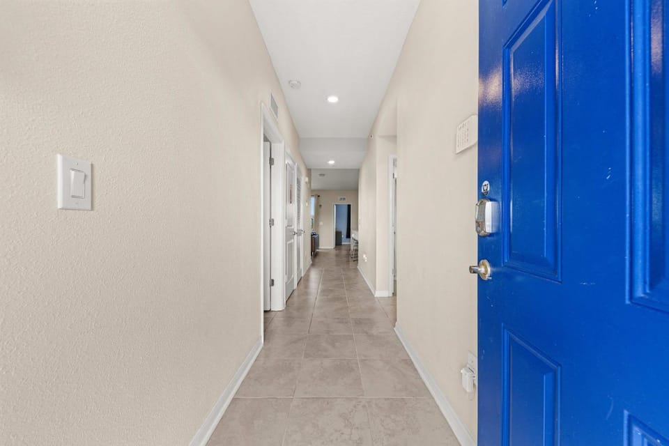 Mario & Fairy 3BR Condo w Free Water Park 303 House in Kissimmee