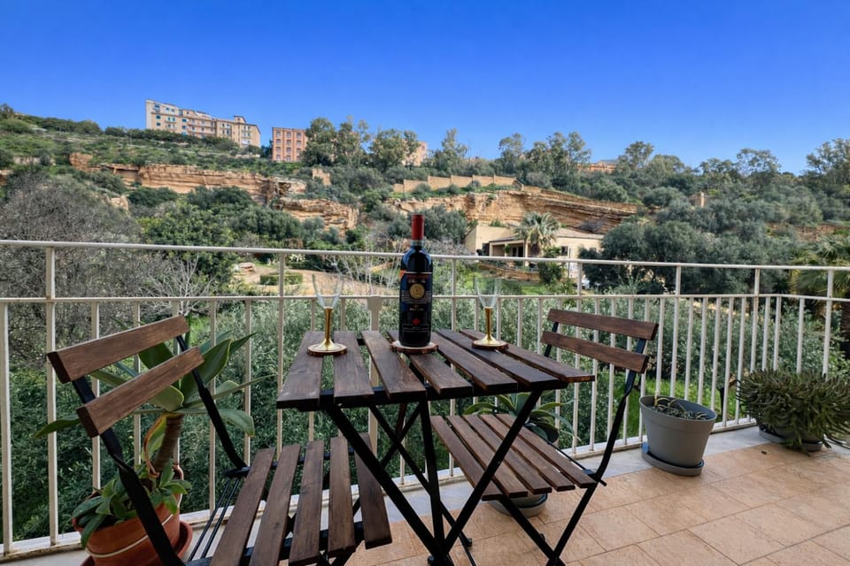 Balcony/Terrace, Garden view