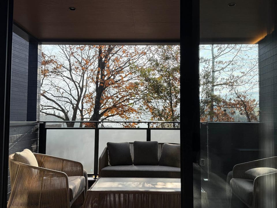 Balcony/Terrace, Photo of the whole room