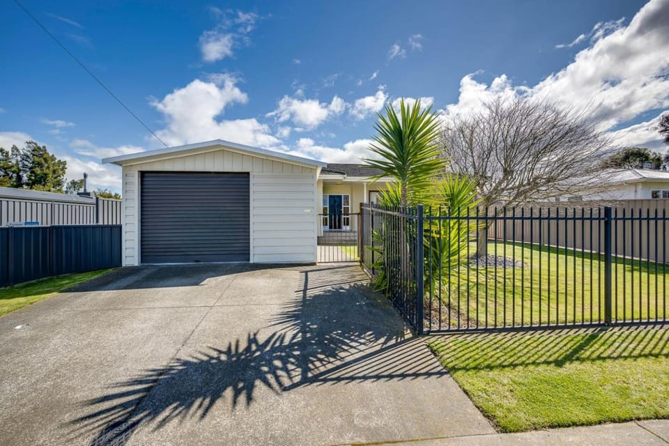 Property building, Parking