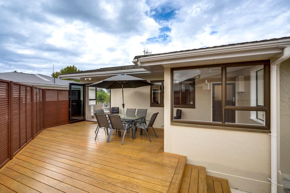 Patio, Seating area