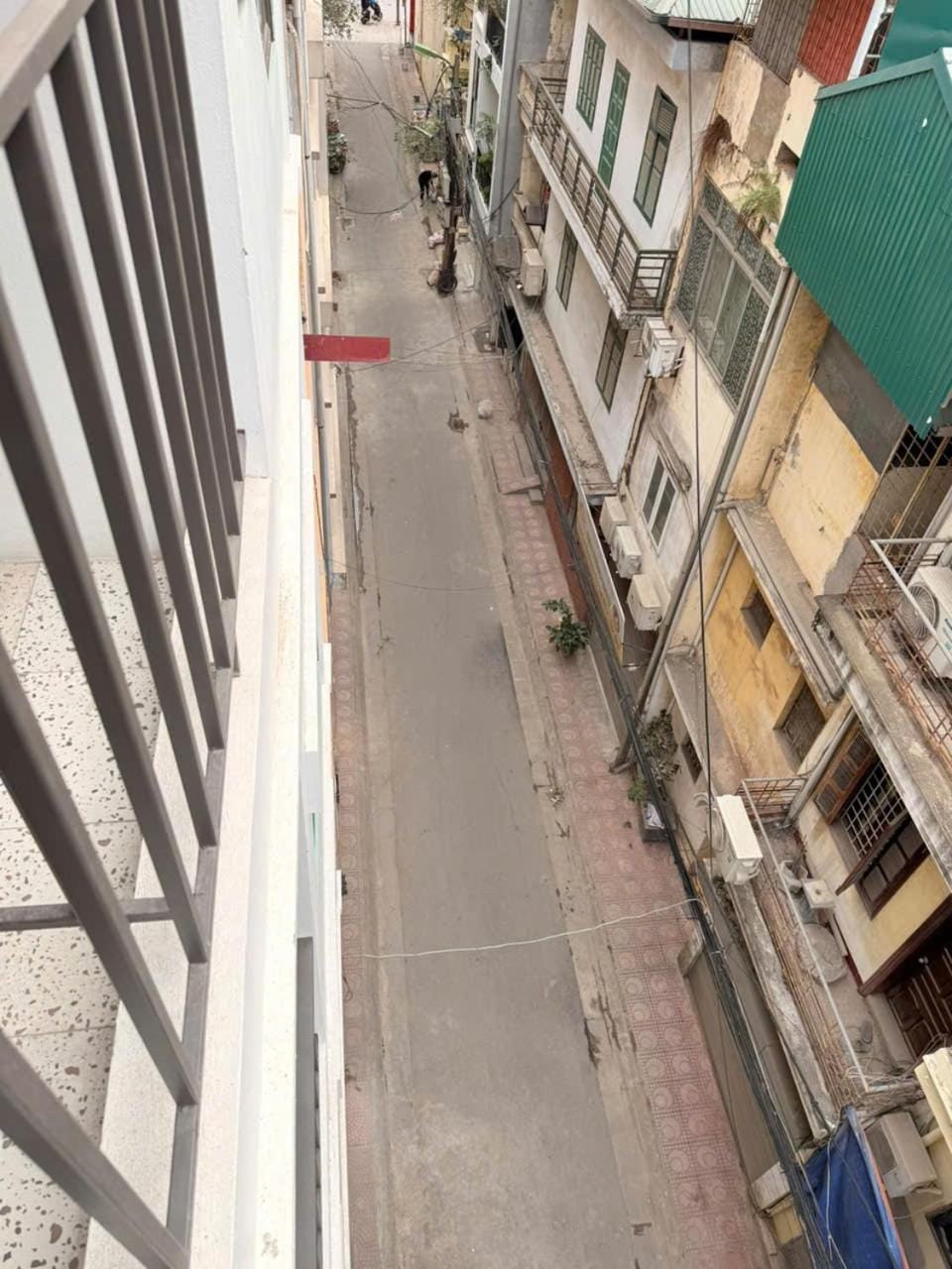 Quiet street view