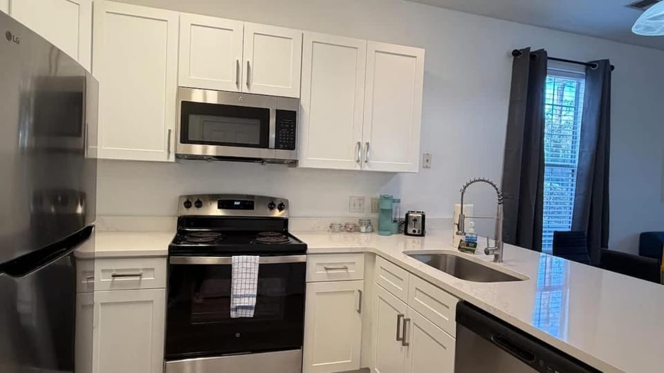 Peaceful Golf Course Retreat 2BR First-Floor Condo Apartment in Carolina Forest