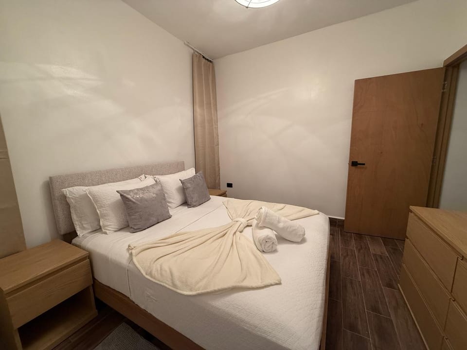 Bed, Photo of the whole room, Bedroom, towels, wardrobe
