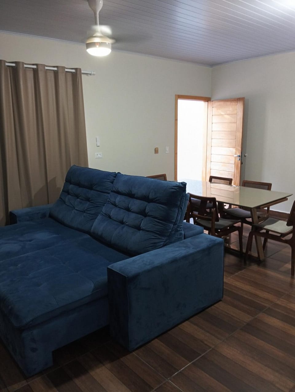 Imóvel novo , Casa com dois quartos, edícula e piscina House in Foz do Iguaçu
