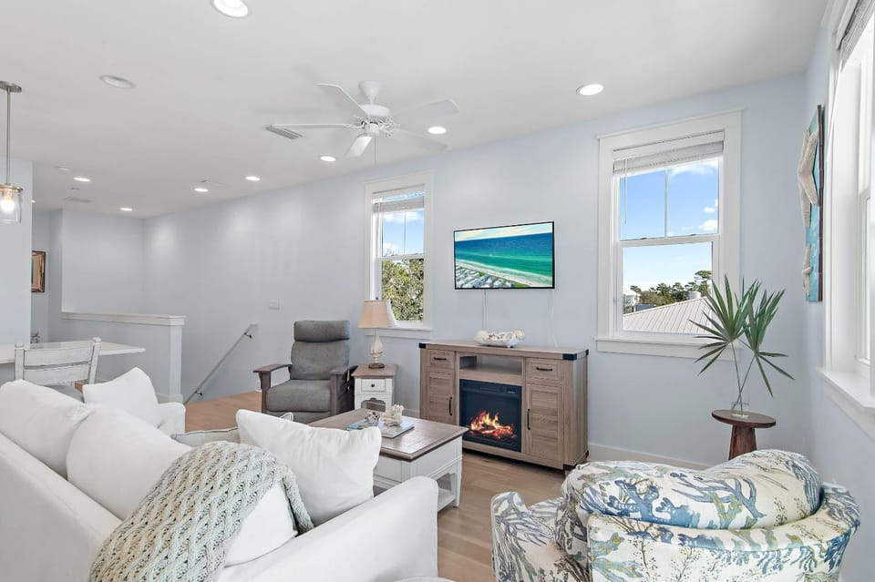 Sea Turtle House- Lux Townhome- Pool - Golf Cart House in South Walton County
