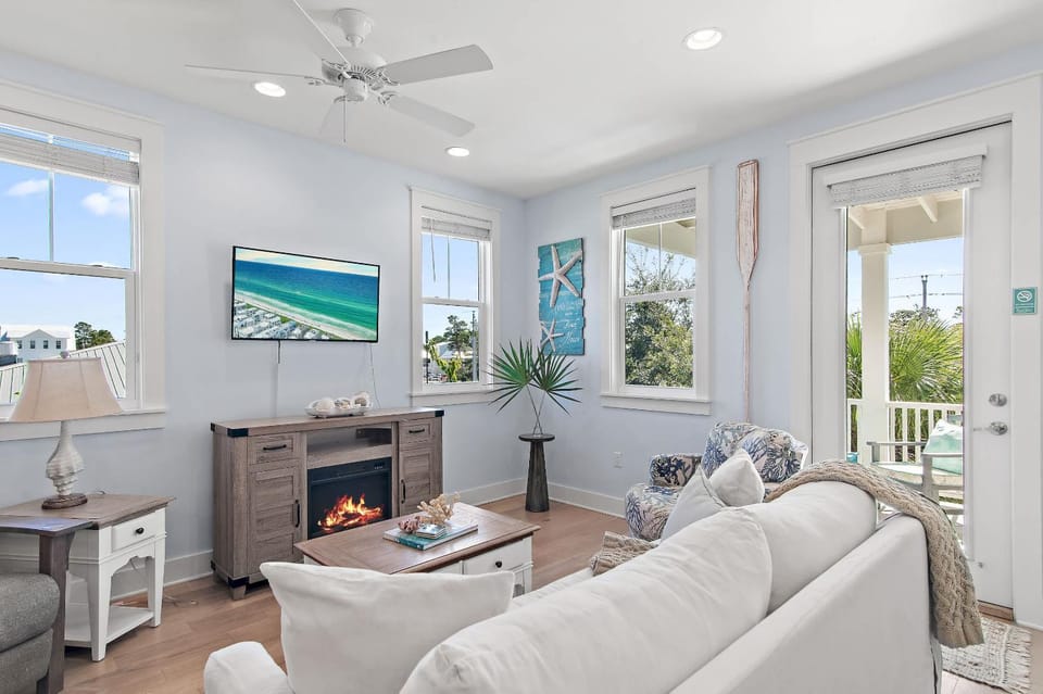 Sea Turtle House- Lux Townhome- Pool - Golf Cart House in South Walton County