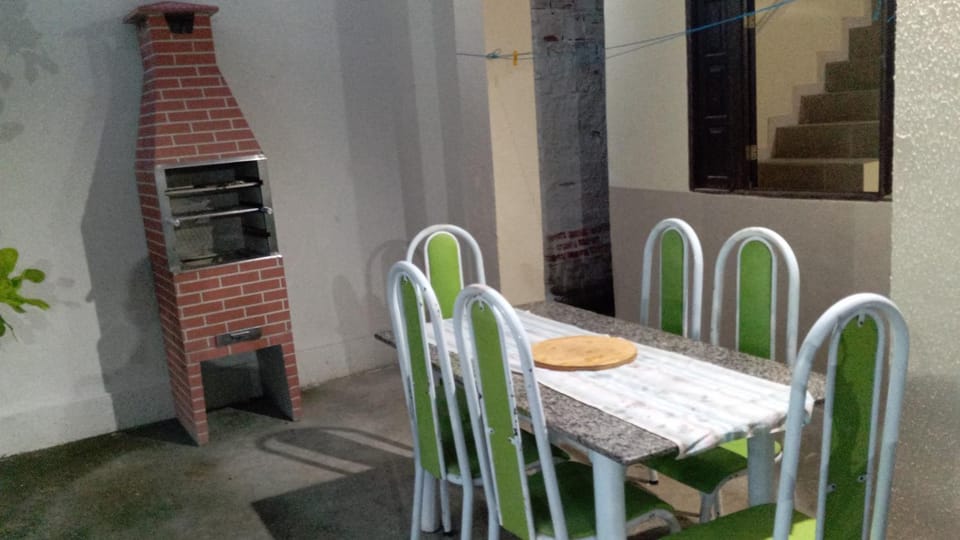 BBQ facilities, Dining area, Meals
