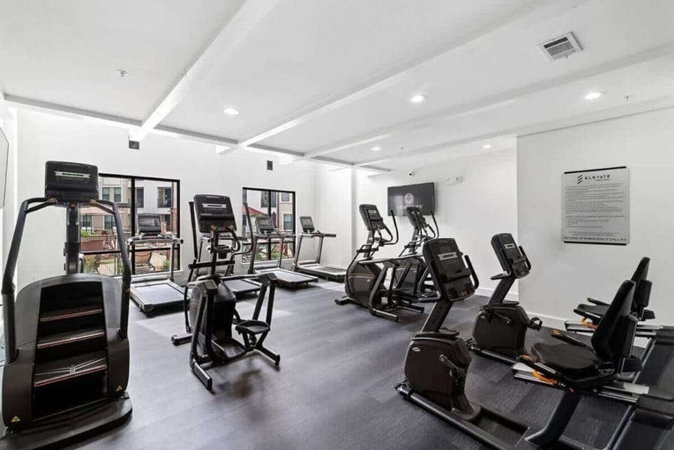 Chic and Stylish 2B near Legacy West Wi-Fi Apartment in Frisco