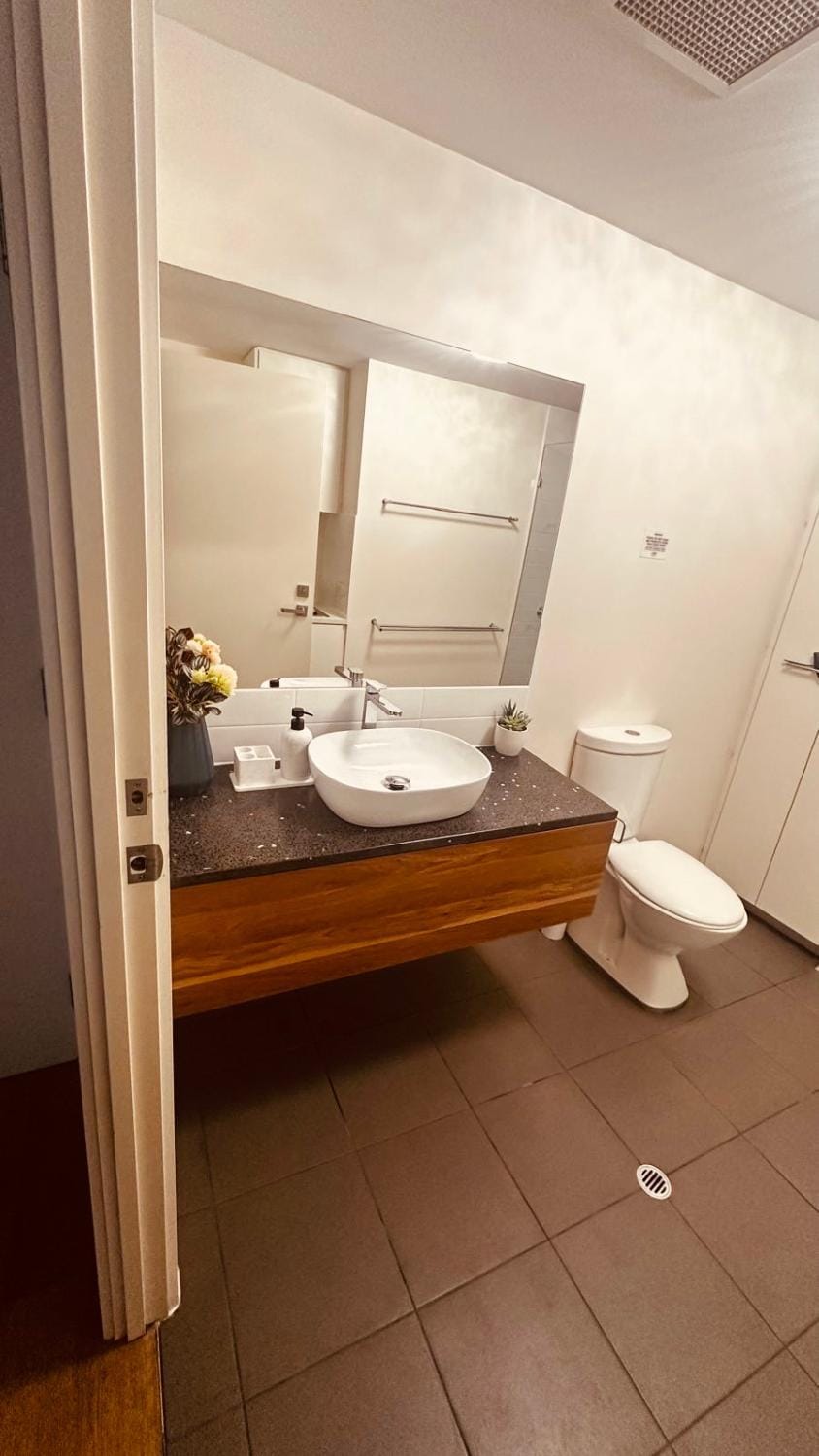 Toilet, Bathroom