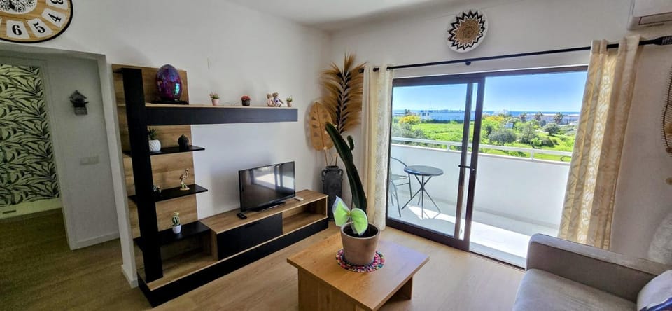 Balcony/Terrace, Living room