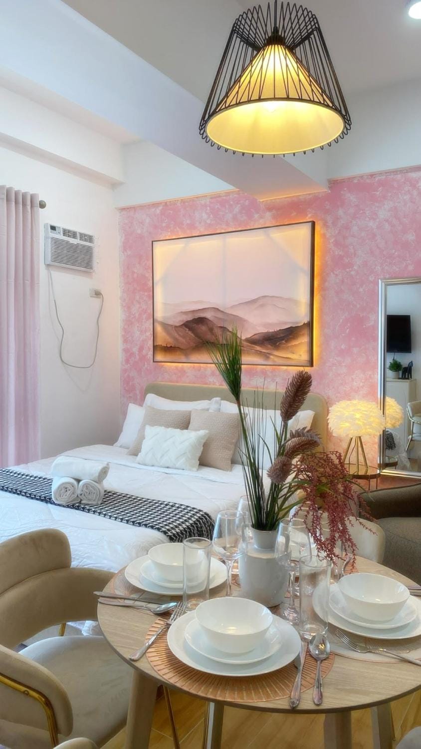 Cozy Family Condo Suite to Near Cebu Waterfront Hotel Ayala & IT Biz Park Prime Center Apartment hotel in Lapu-Lapu City