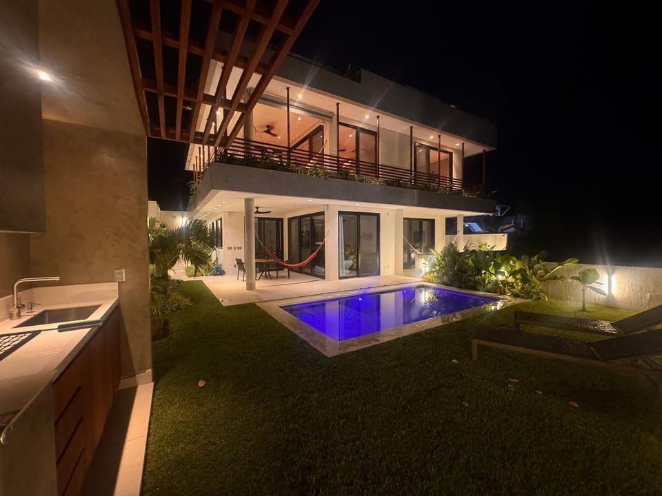 Night, Garden, Garden view, Pool view, Swimming pool