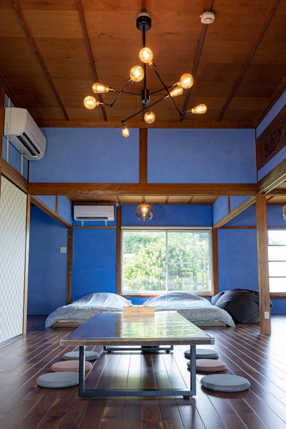 漁村の縁側古民家 箱家 House in Japan