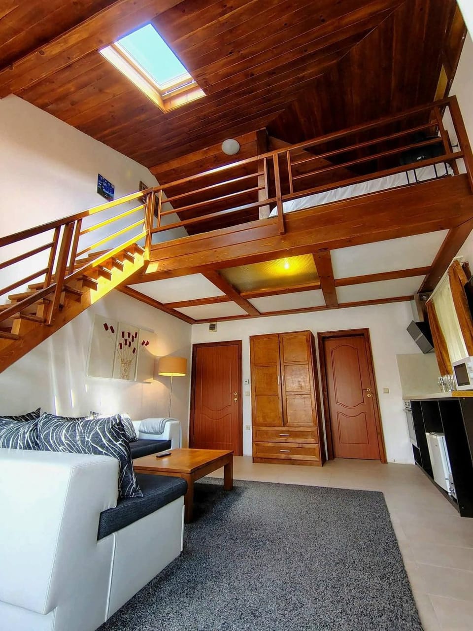 Kitchen or kitchenette, Living room, Seating area, Mountain view