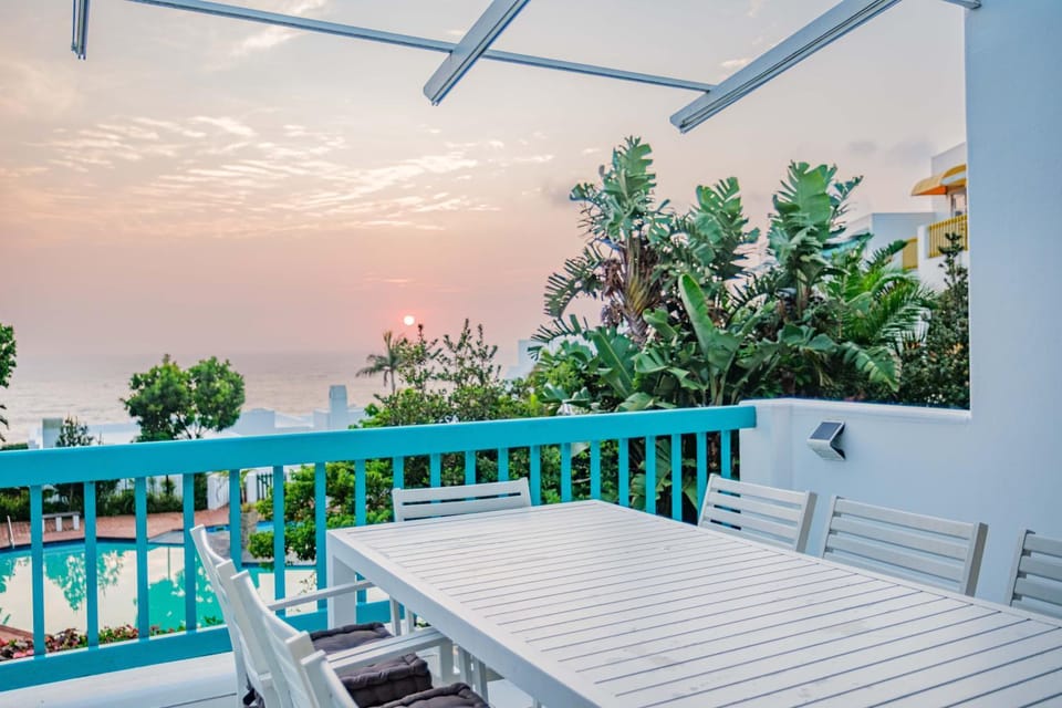 2 Akrotiri-Elysium Sunrise Apartment in Dolphin Coast