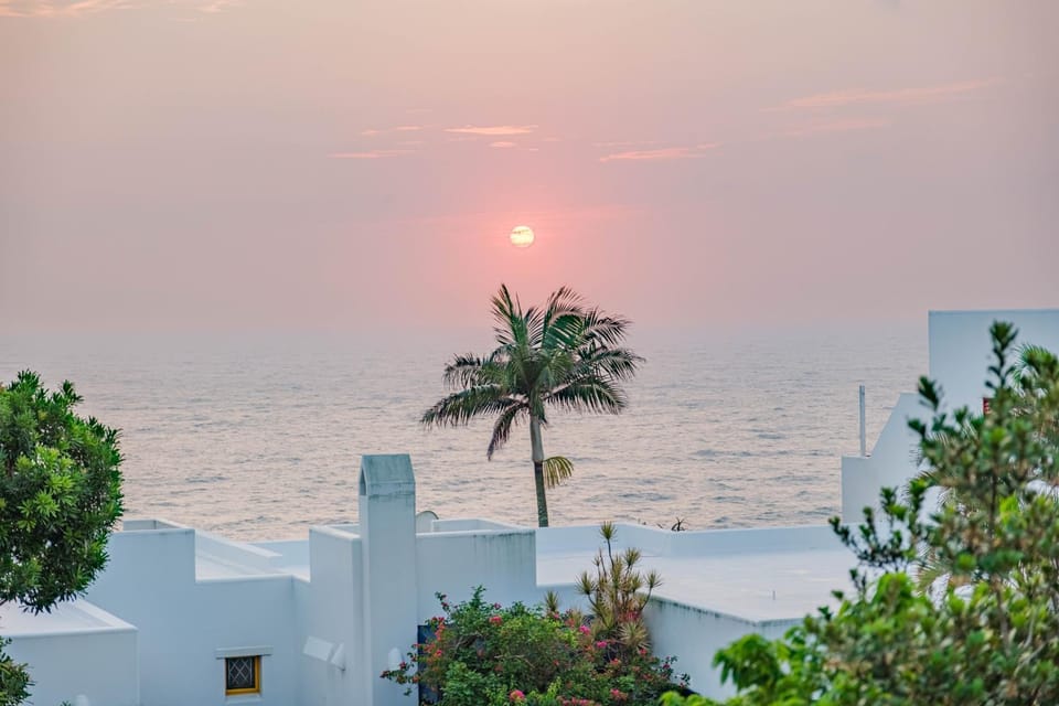 2 Akrotiri-Elysium Sunrise Apartment in Dolphin Coast