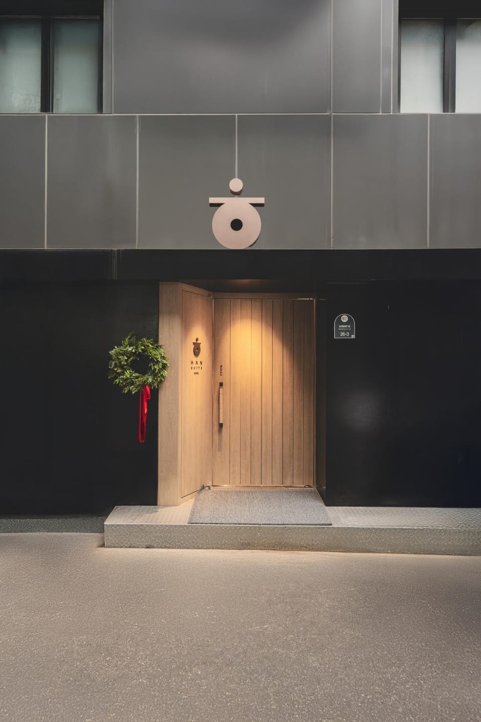 Property building, Facade/entrance