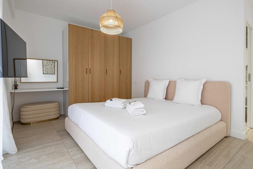 TV and multimedia, Bedroom