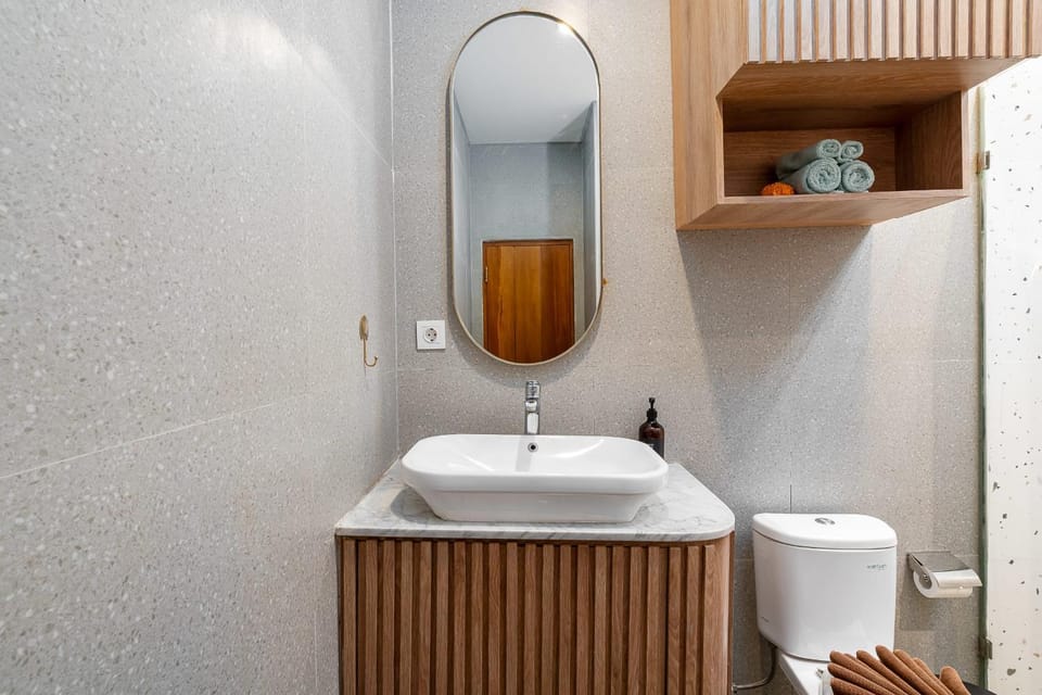 Toilet, Bathroom