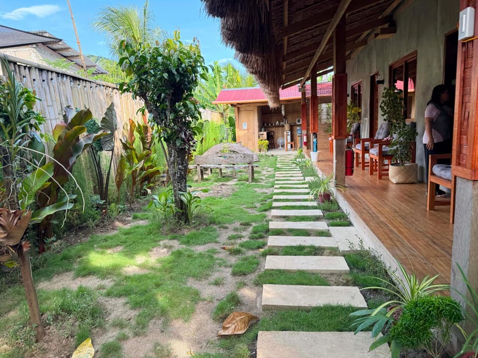 Bitang's Guesthouse - Starlink Ready Bed and Breakfast in Siargao Island