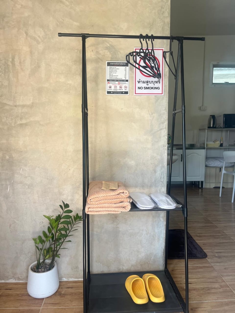 Homey cnx Bed and Breakfast in Chiang Mai