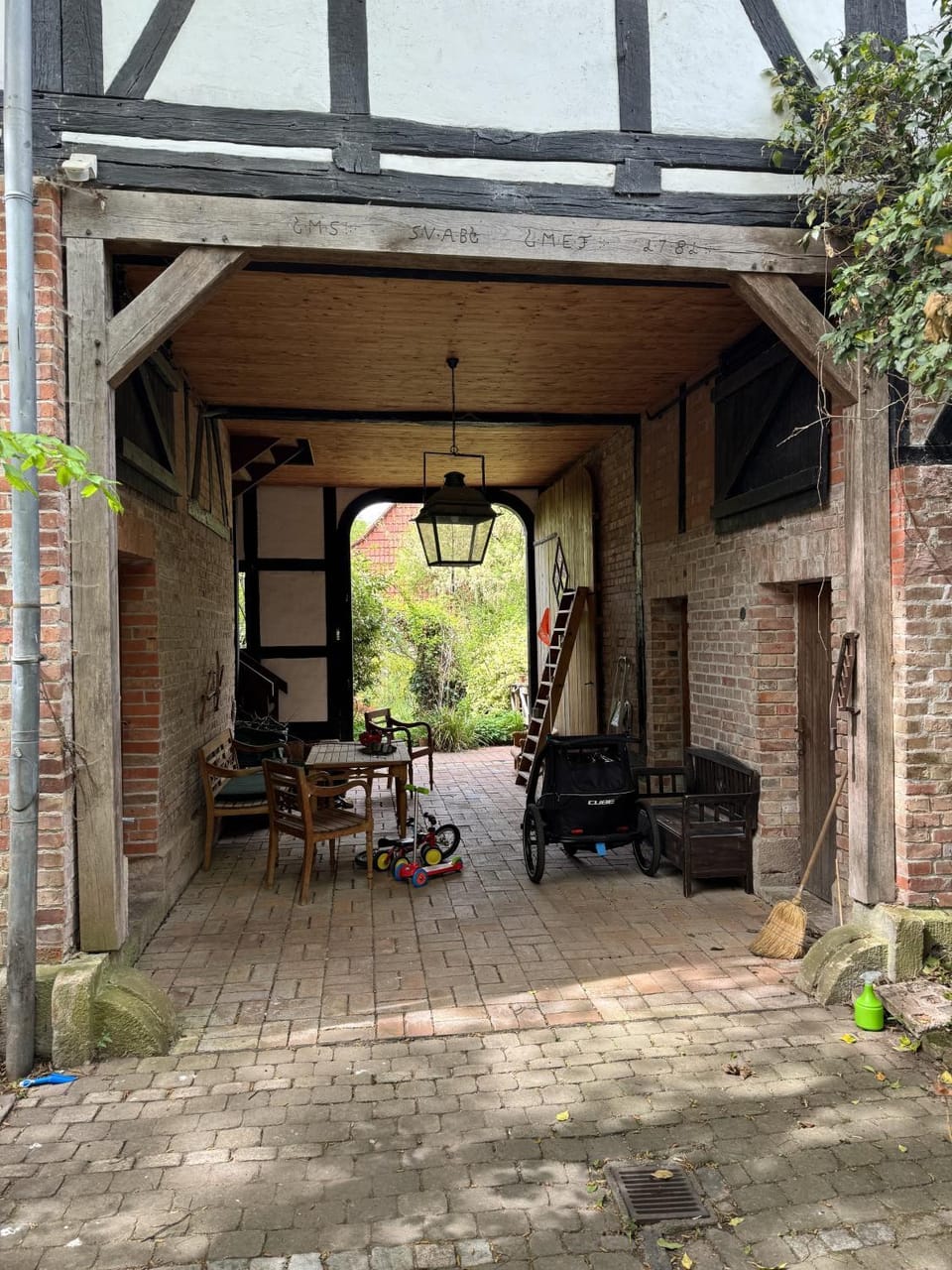 Property building, Living room