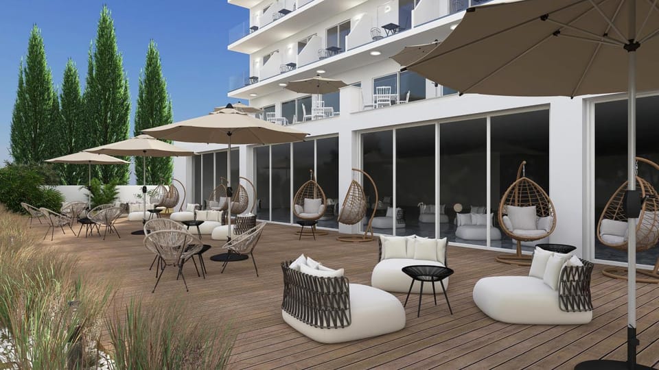 Lounge or bar