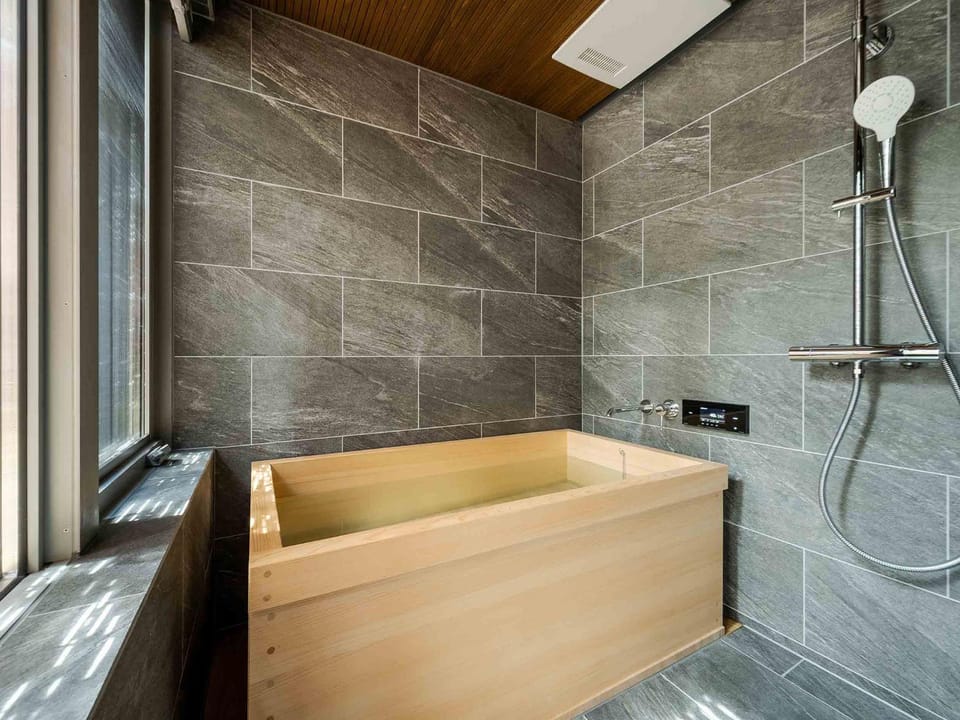 Bathroom, Bath