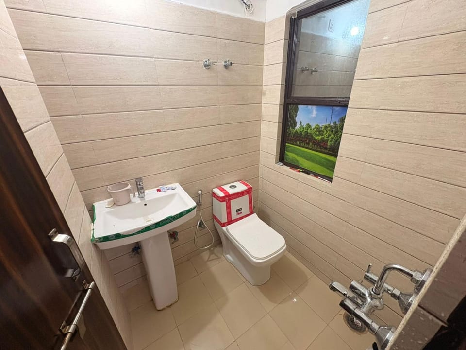 Kanha basera Apartment in Uttar Pradesh
