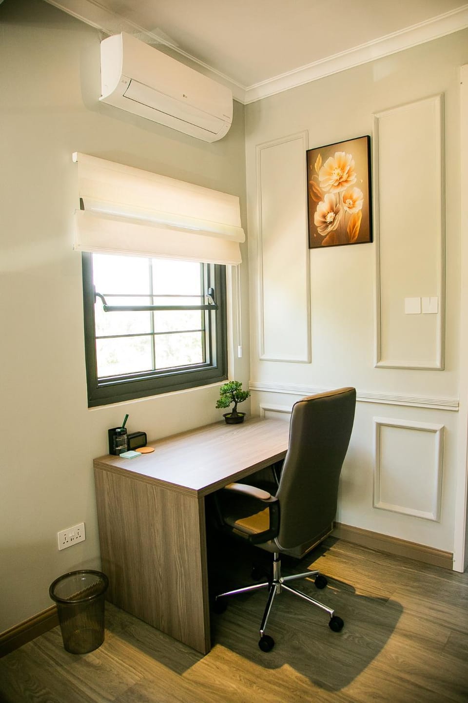 Business facilities, Seating area, air conditioner