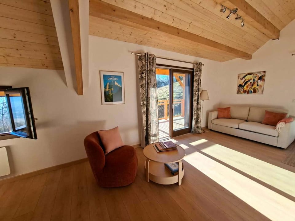 Chalet du Mont Granier Apartment in Haute-Savoie